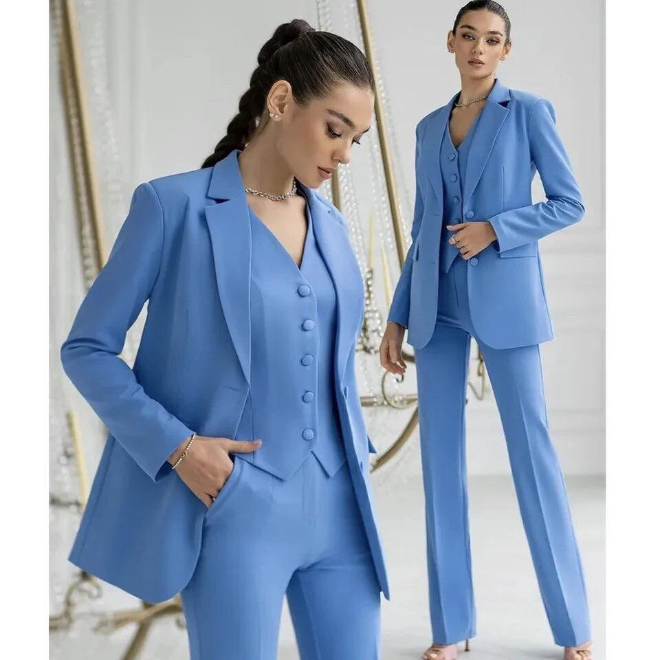 Obdulia | Traje de Chaqueta, Chaleco y Pantalón