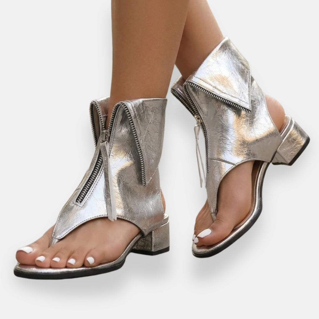 Esmeralda | Sandalias Metalizadas con Cremallera