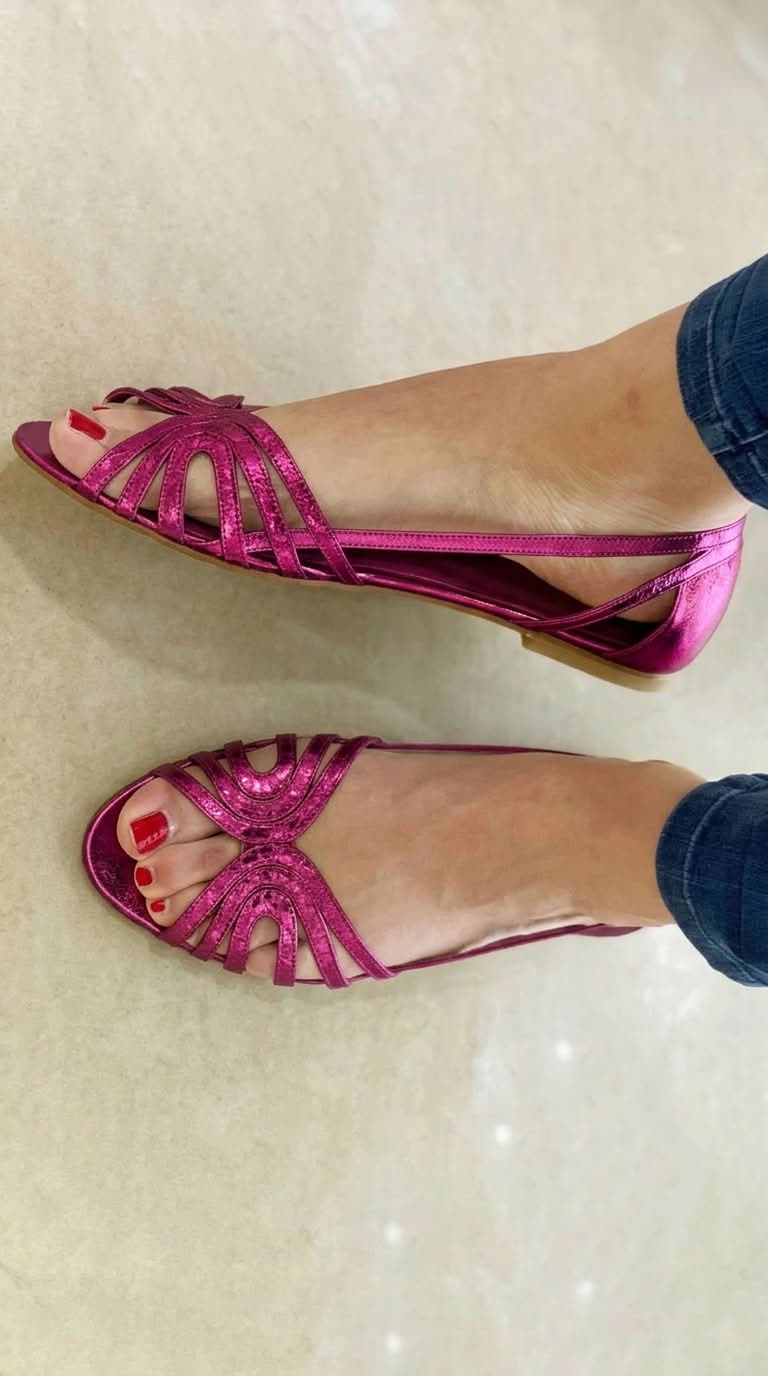 Clementina | Sandalias Doradas Luminosas
