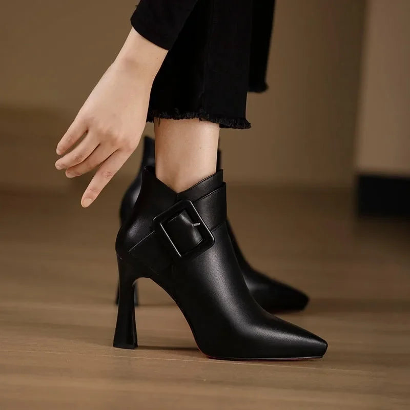 Sabrina | Botines con Hebilla