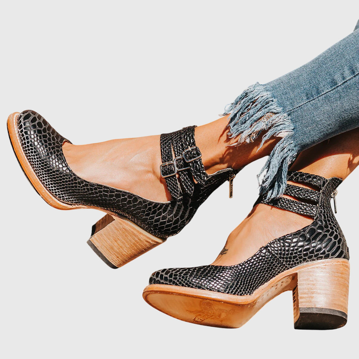 Itziar | Zapatos de Salón Efecto Cocodrilo