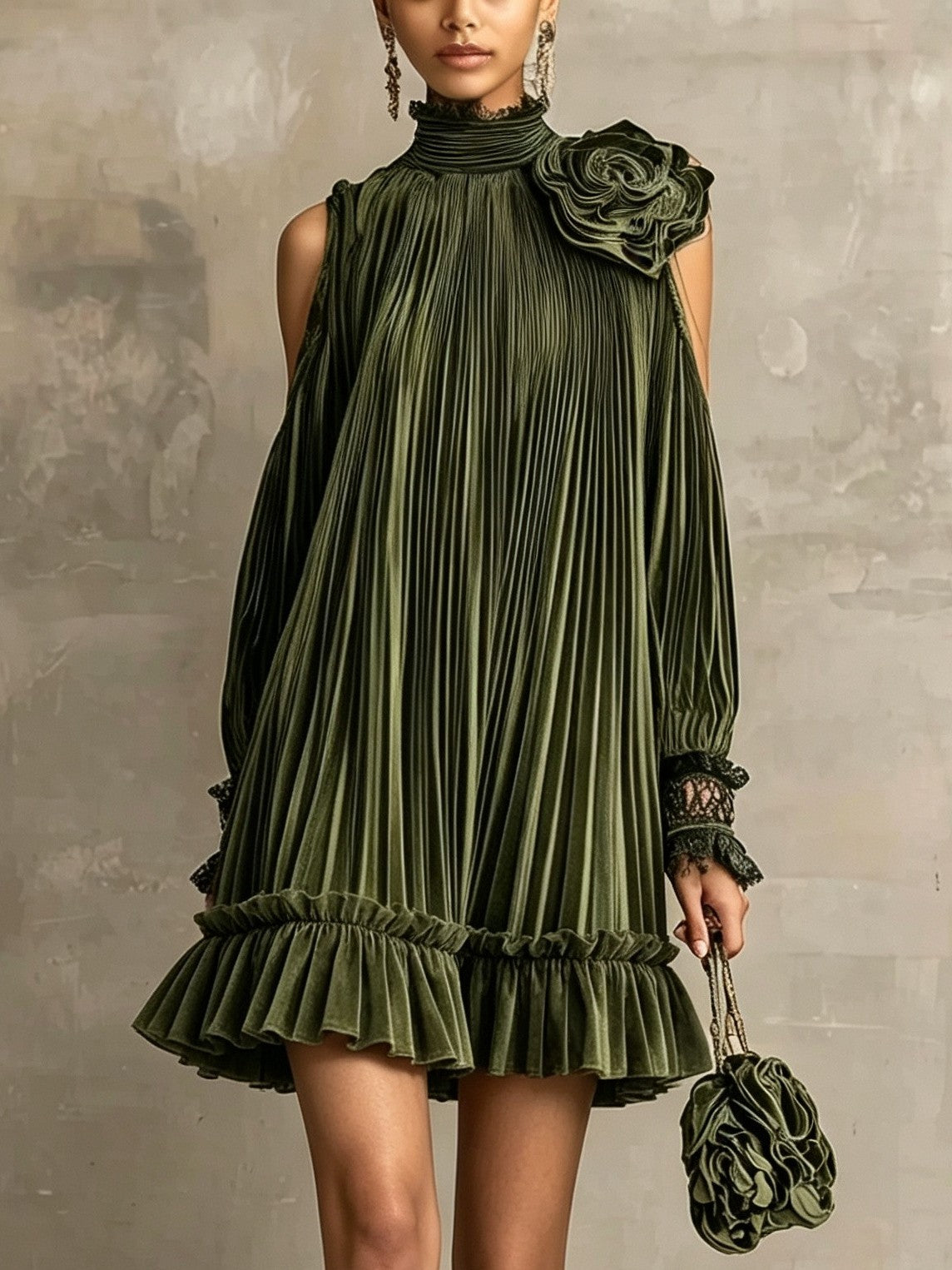 Demetria | Minivestido Plisado Verde Oliva con Volante