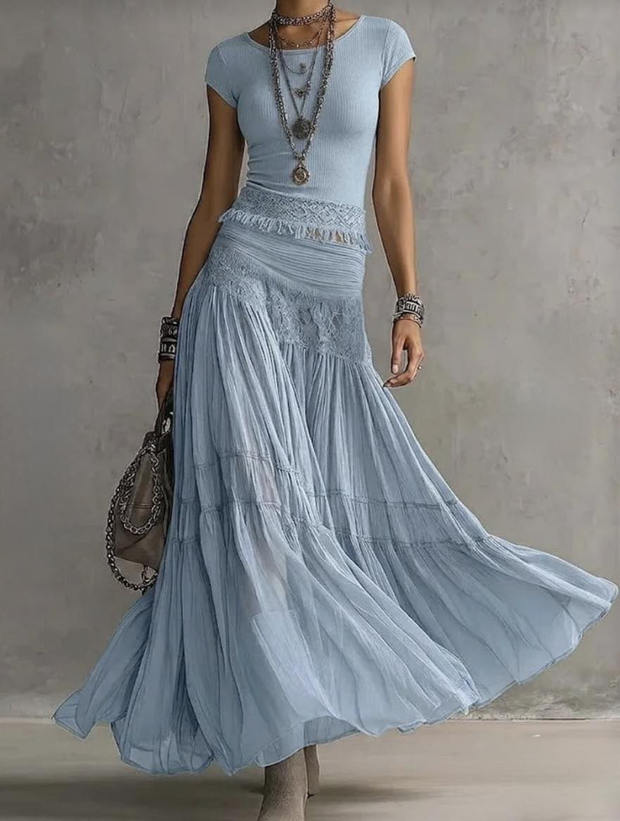 Zenobia | Conjunto de Top de Encaje y Falda Plisada Azul